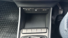 Hyundai i20 1.0T GDi 48V MHD SE Connect 5dr Petrol Hatchback